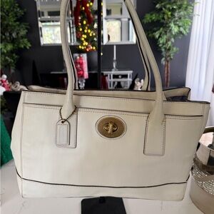 Coach Hampton Madeline  Elegant White Leather Tote Bag